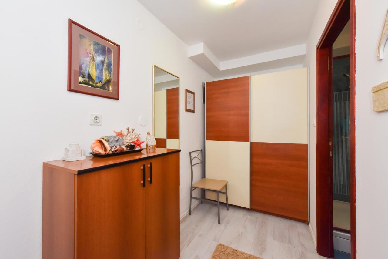 זאדאר Lovely Apartment In The Groundfloor מראה חיצוני תמונה
