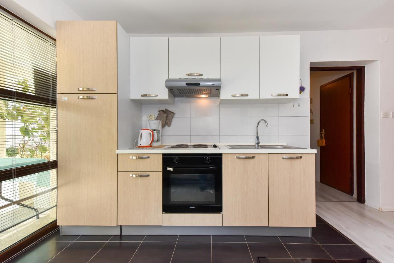 זאדאר Lovely Apartment In The Groundfloor מראה חיצוני תמונה